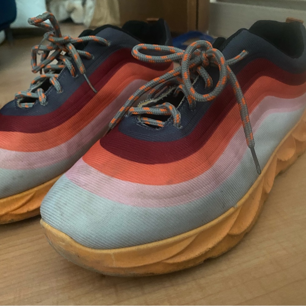 Women sneakers